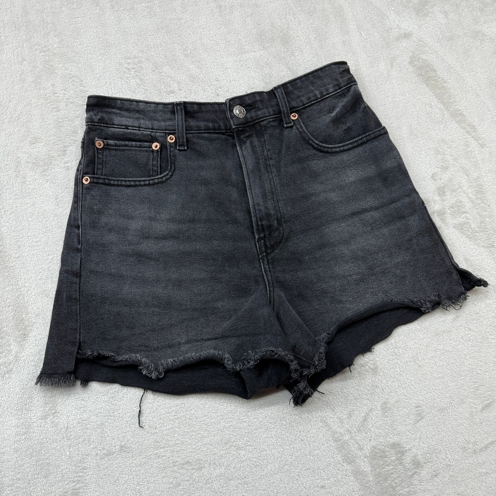 American Eagle Shorts Women's 6 Black Denim  Highest Rise 90s Boyfriend Raw Hem